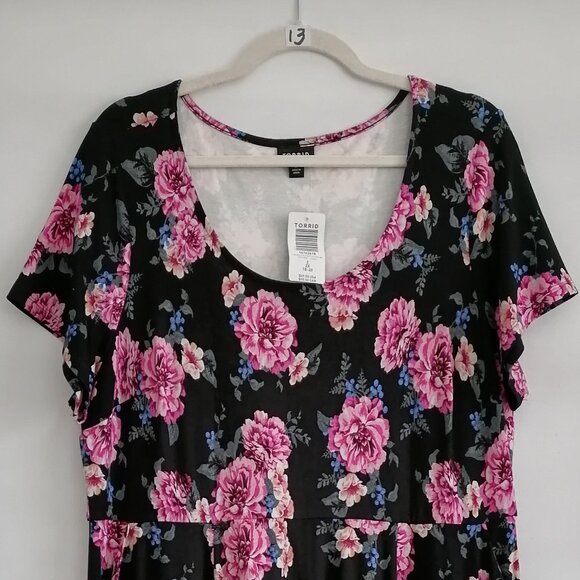 NWT Torrid Womens Black Floral Print Scoop Neck Peasant Mini Dress Size US 2X - Picture 2 of 7